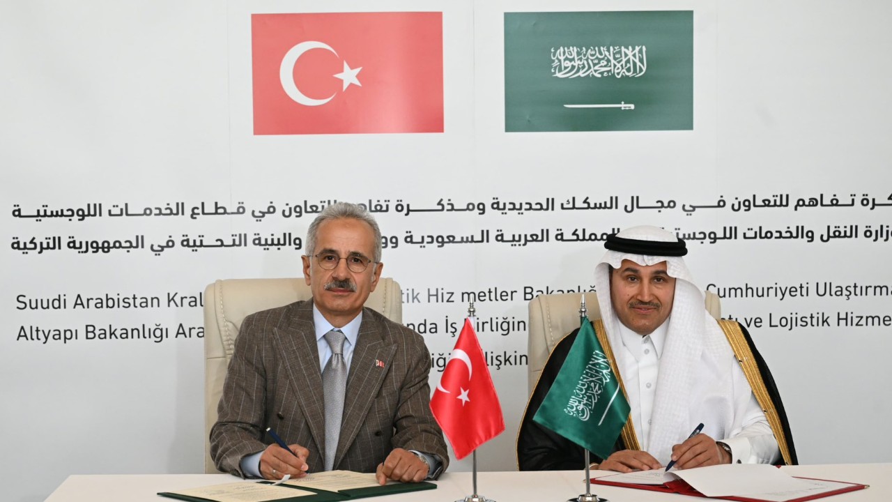 Türkiye ile Suudi Arabistan Arasında Lojistik ve Demir Yolu İşbirliği Anlaşmaları İmzalandı