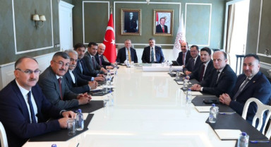 Bakan Bak, İçişleri Bakanı Çiftçi ile Konya'nın Spor Yatırımlarını Görüştü