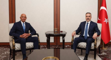 Bakan Fidan, ABD Büyükelçisi Barrack ile Bir Araya Geldi