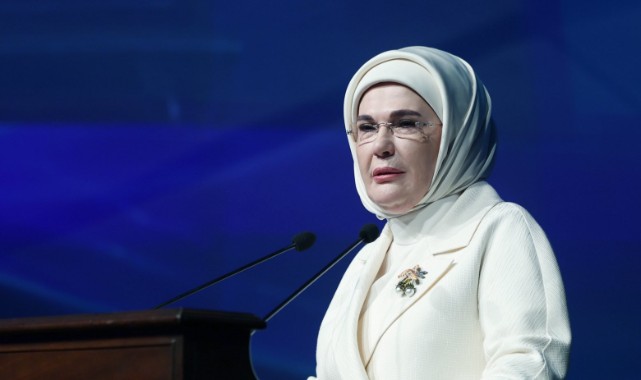 Emine Erdoğan, NATO Zirvesi'nde Lider Eşlerini Çankaya Köşkü'nde Ağırlayacak