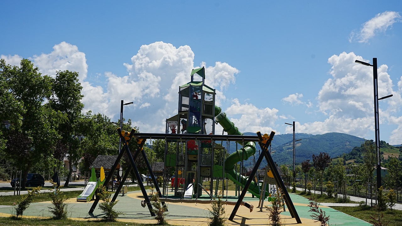 Samsun Büyükşehir’den İlçelere Yeni Parklar