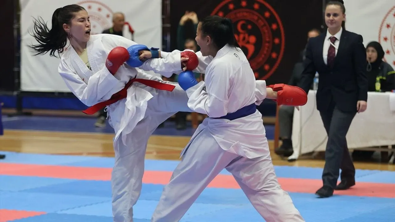 Samsun, Türkiye Ümit, Genç ve U21 Karate Şampiyonası'na Ev Sahipliği Yapacak
