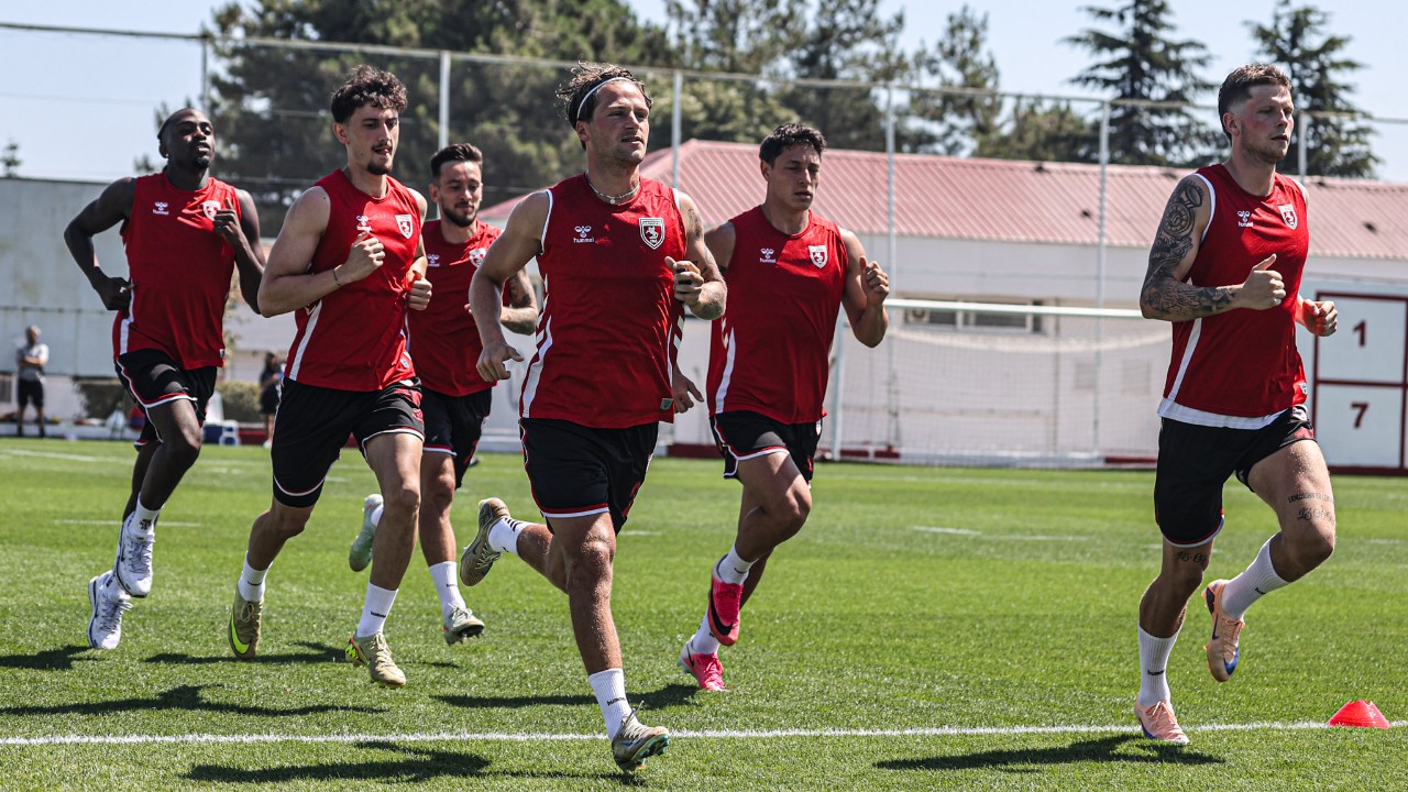 Samsunspor, Hazırlıklarını Sabah Antrenmanıyla Sürdürdü